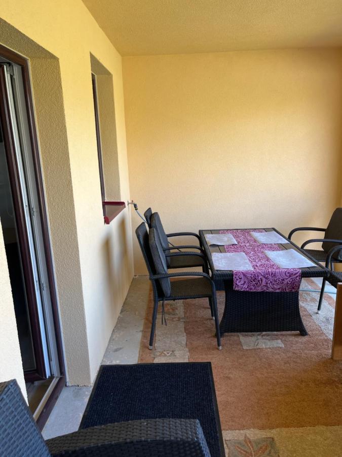 Apartmánový dom Magda Vrbov Exterior foto